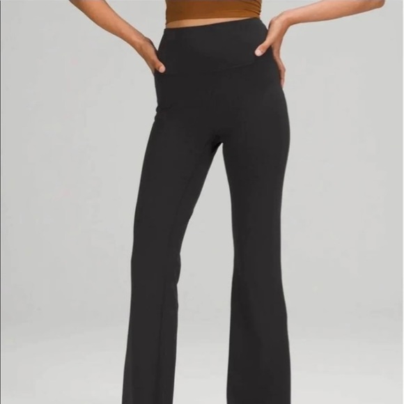 Lululemon Groove Pant in black size 8 - Picture 2 of 5